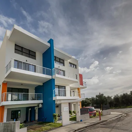 Pagani Blue - Luxury Maisonette B2 *