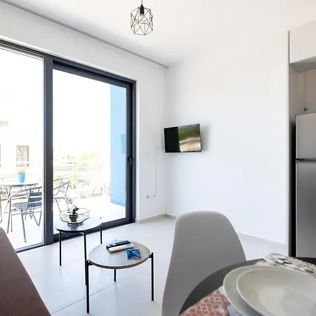 Pagani Blue - Luxury Maisonette B2