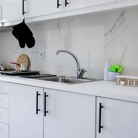 Pagani Blue - Luxury Maisonette B2 * 칼라마타