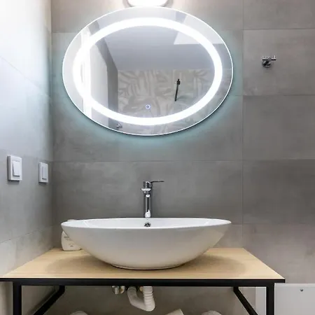 Pagani Blue - Luxury Maisonette B2 아파트 *