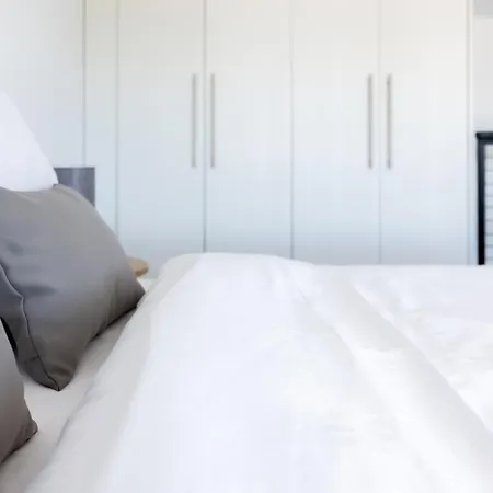 Pagani Blue - Luxury Maisonette B2 Apartment *