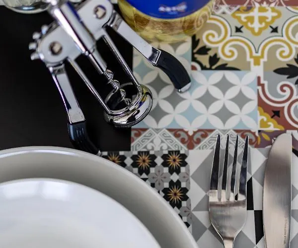 Pagani Blue - Luxury Maisonette B2 *